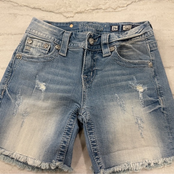 Miss Me NWOT Denim Shorts Never Worn Rhinestones - Picture 7 of 14